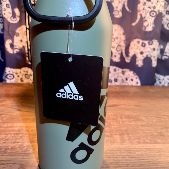 🆕 Adidas Legacy Green & Black 1 liter water bottl - Picture 2 of 5